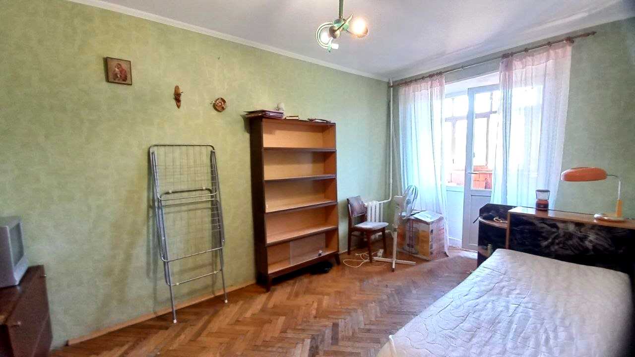 1876486877565161