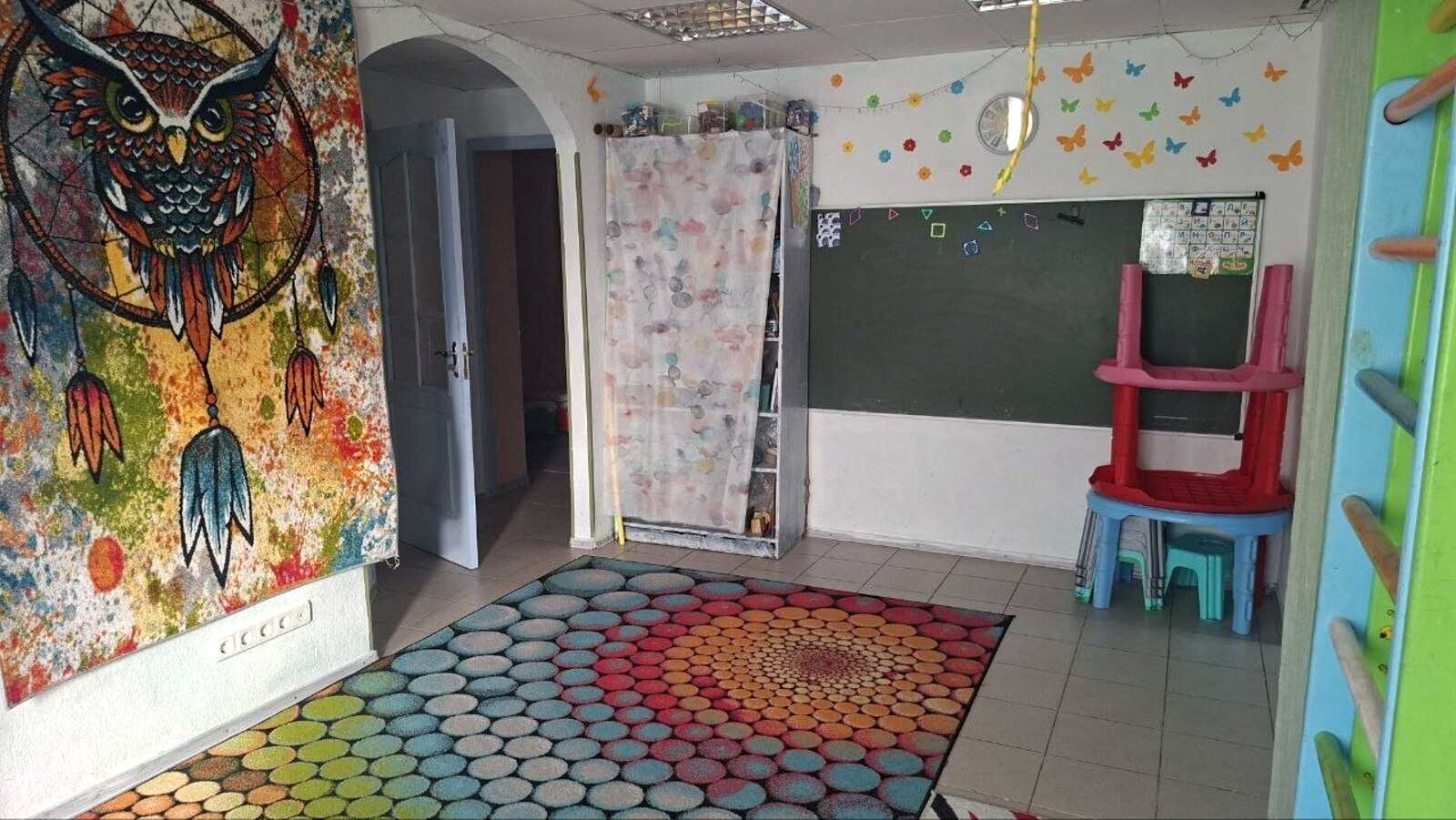 1876487049378100