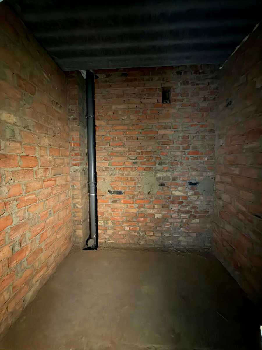 1876487437968464