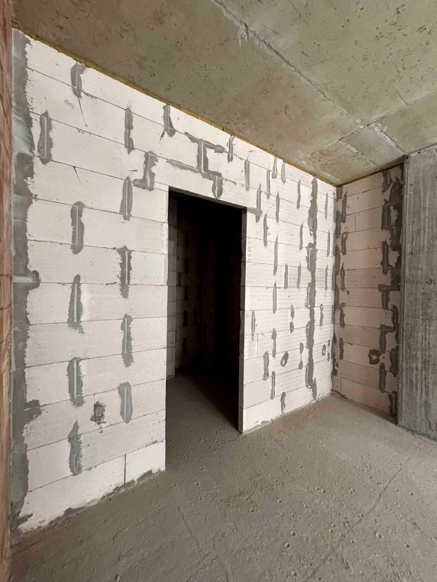 1876487956048807