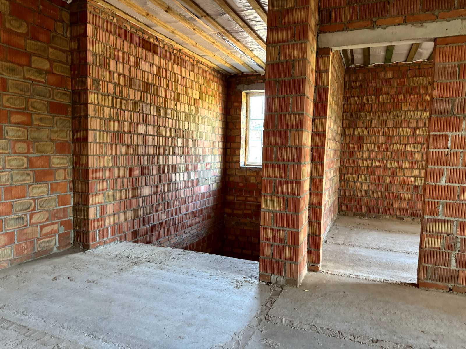 1876492018449133