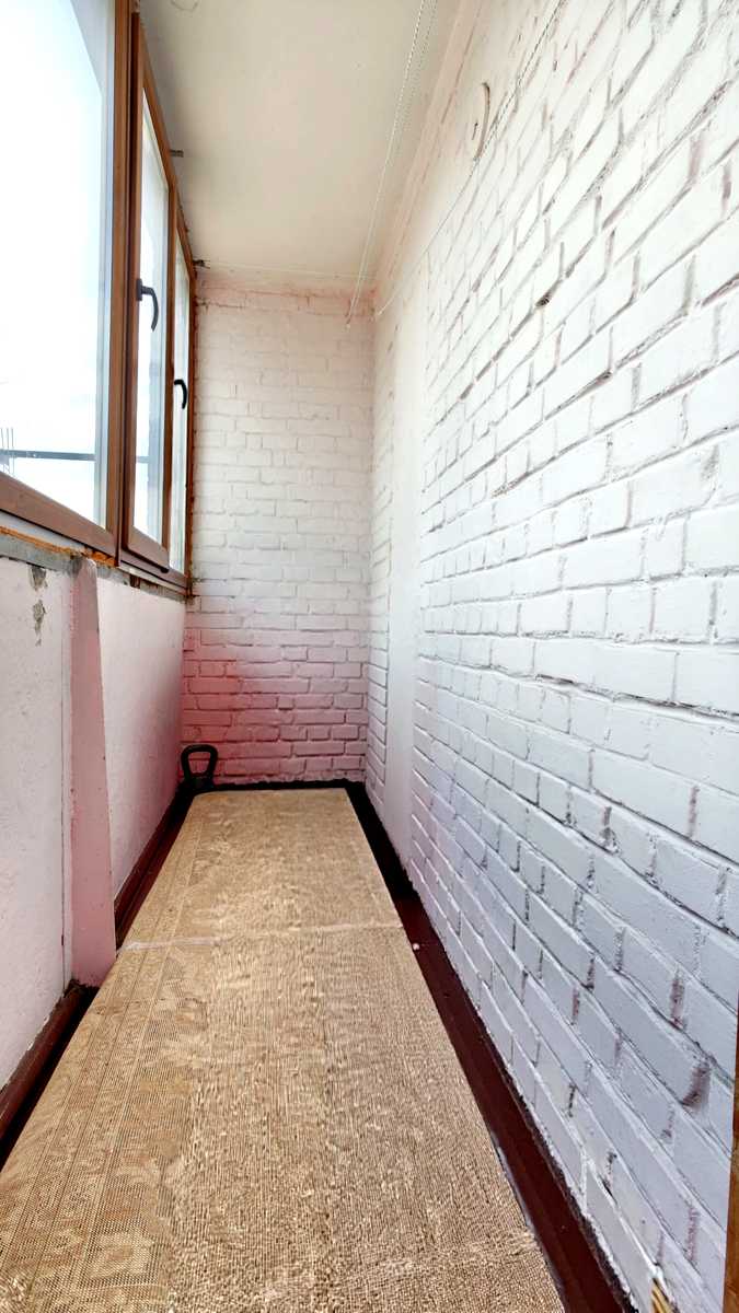 1876493673725889