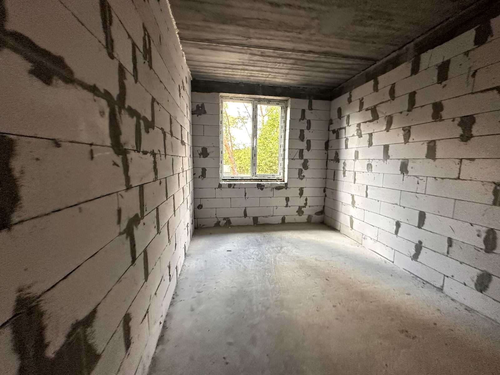 1876493810750824
