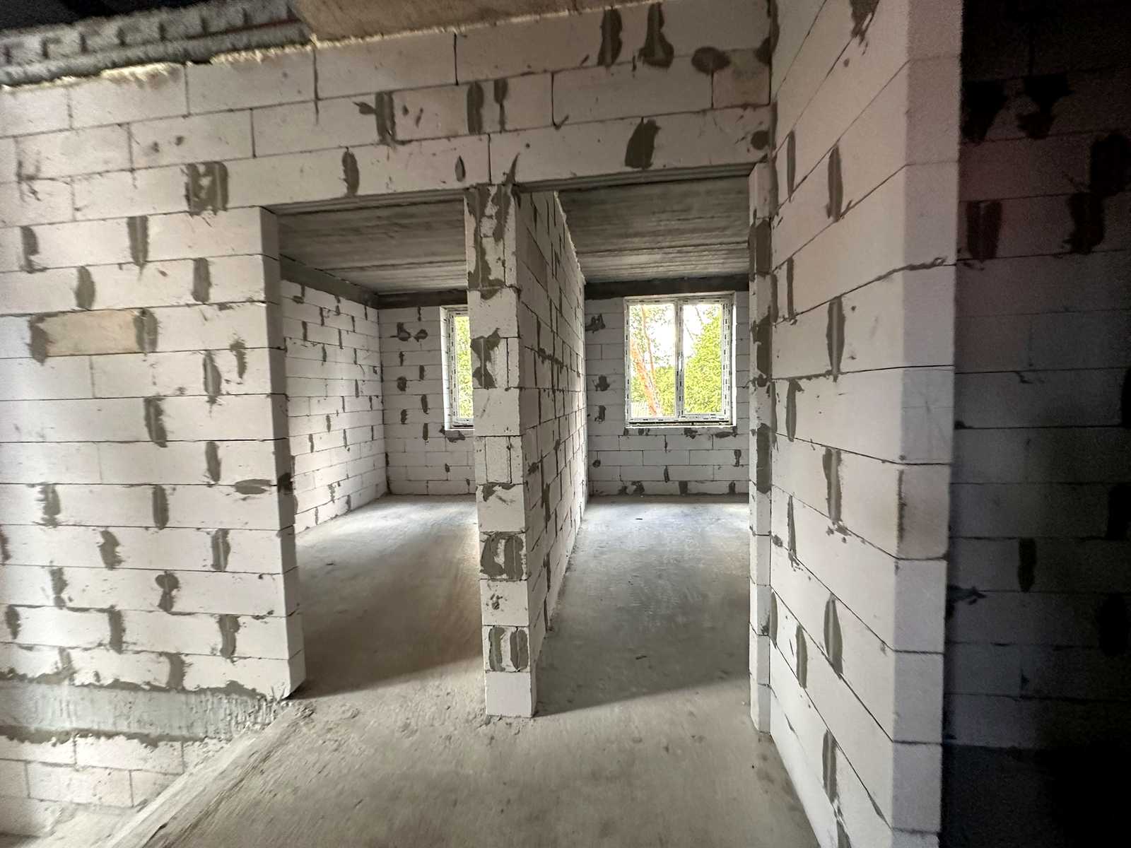 1876493813234176