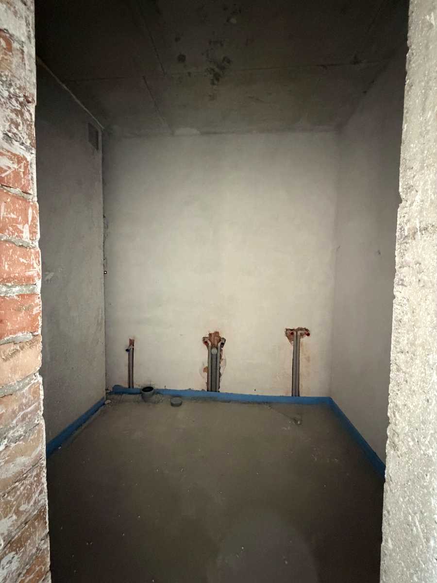 1876494145644397