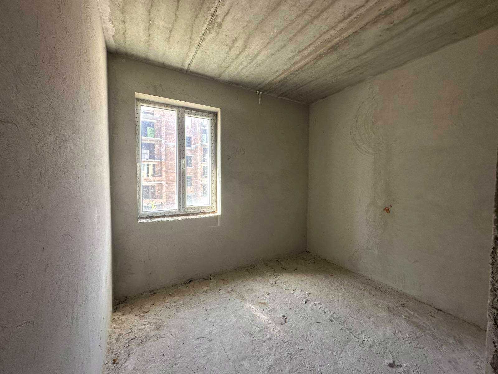1876495044645081