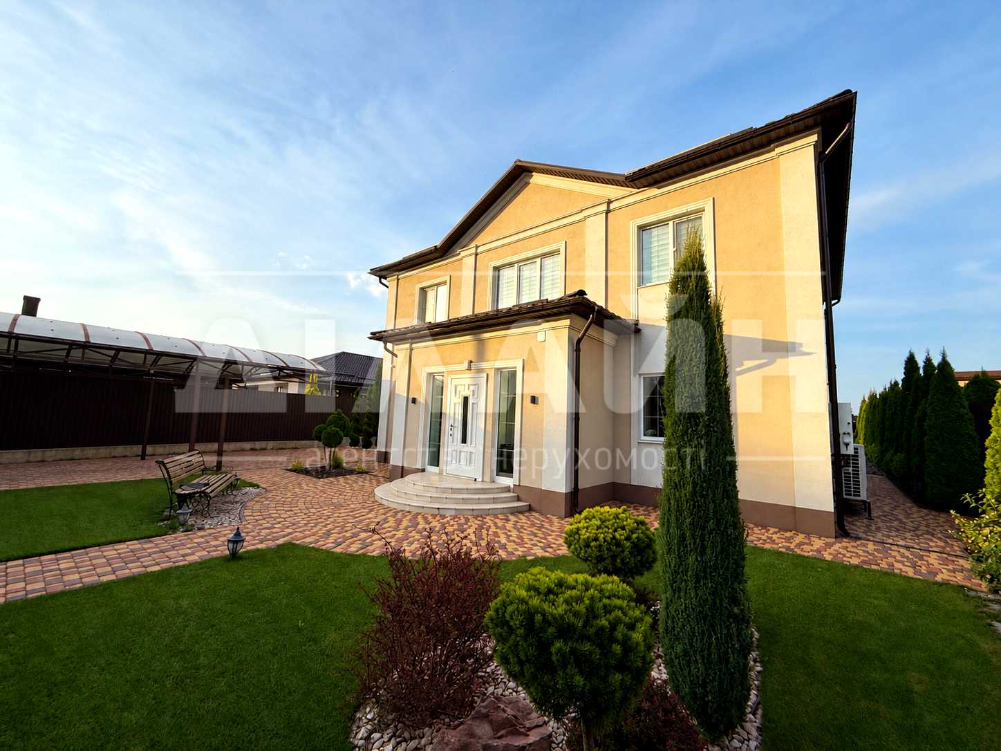 1876495486268076
