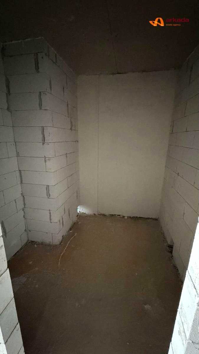 1876495788087172