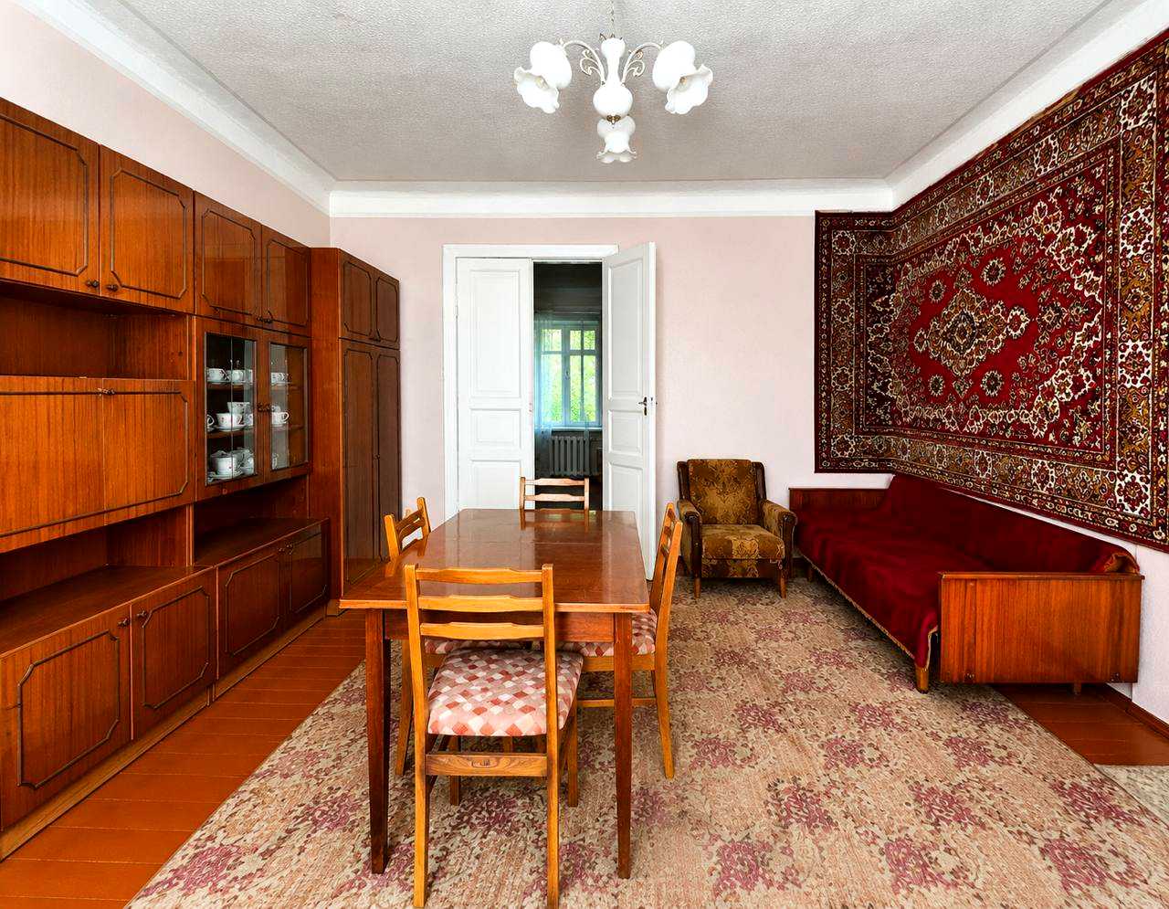 1876495843330189