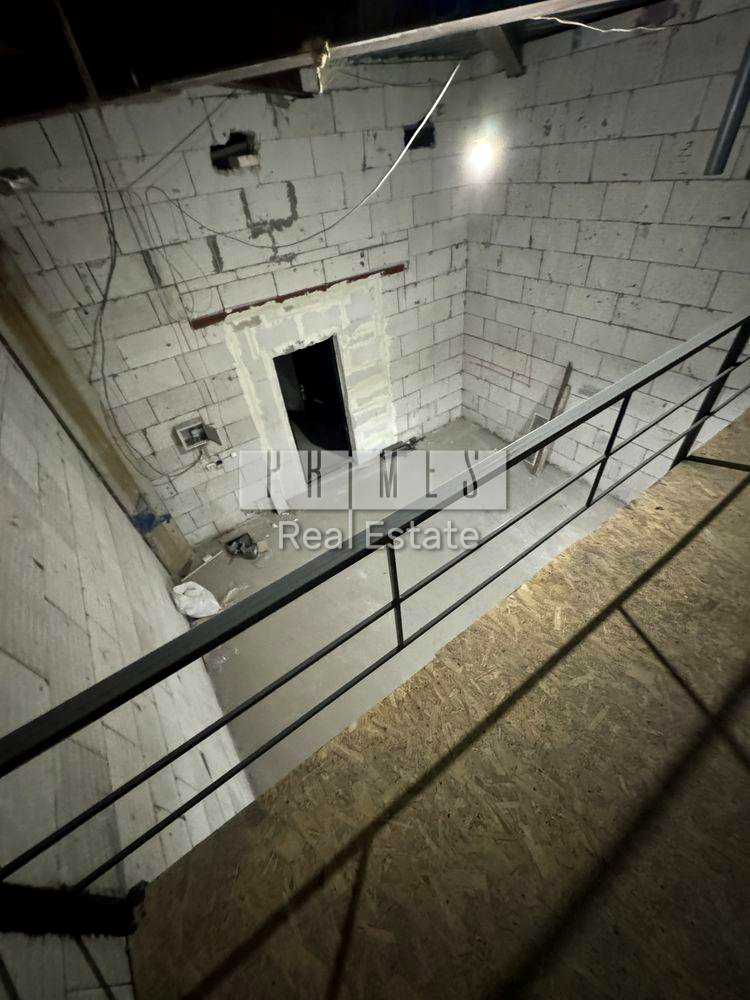 1876497080410776