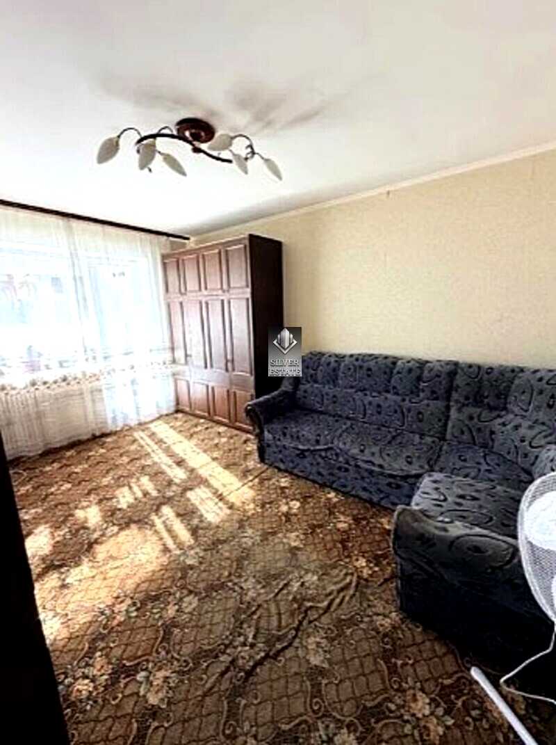 1876497244904421