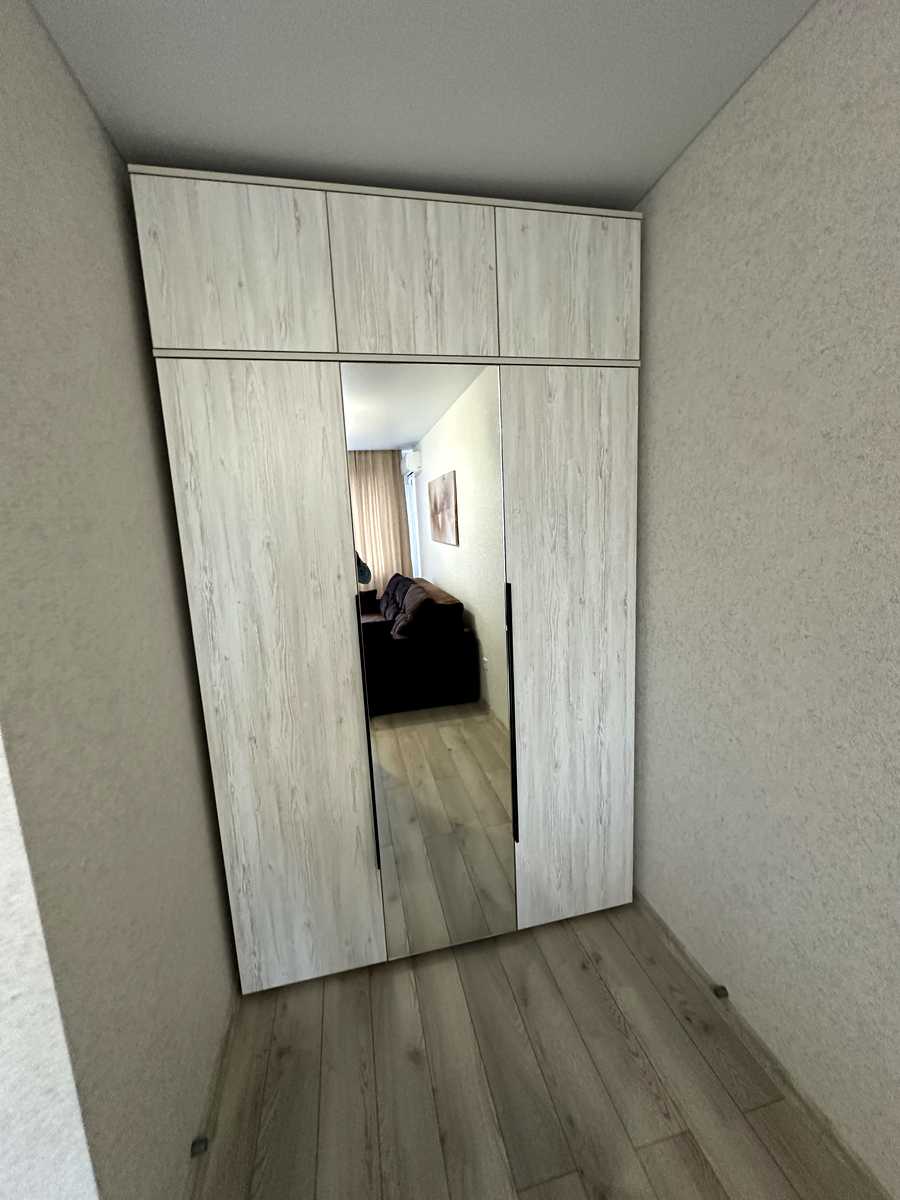 1876500531009398