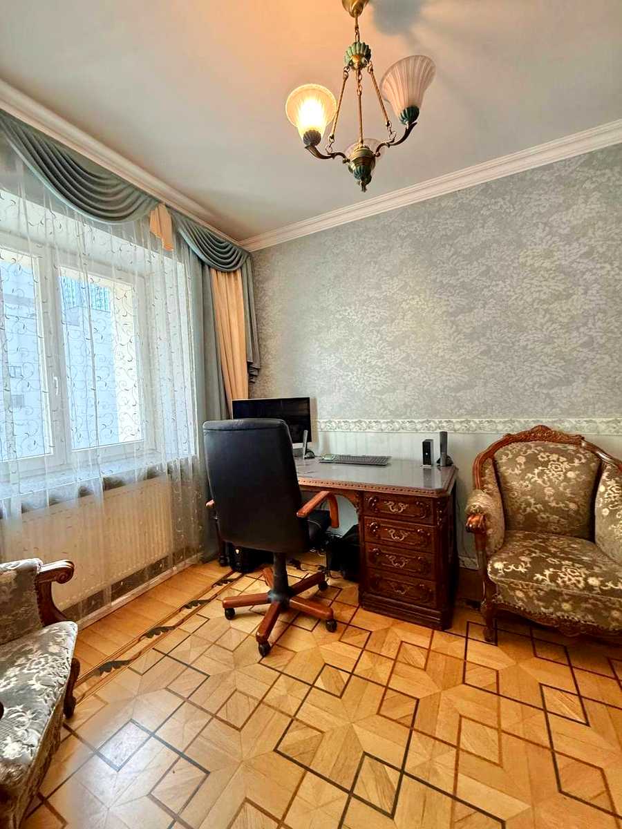 1876502637331543
