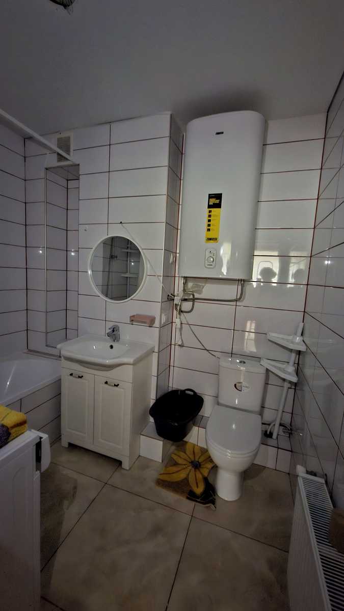 1876503636985898
