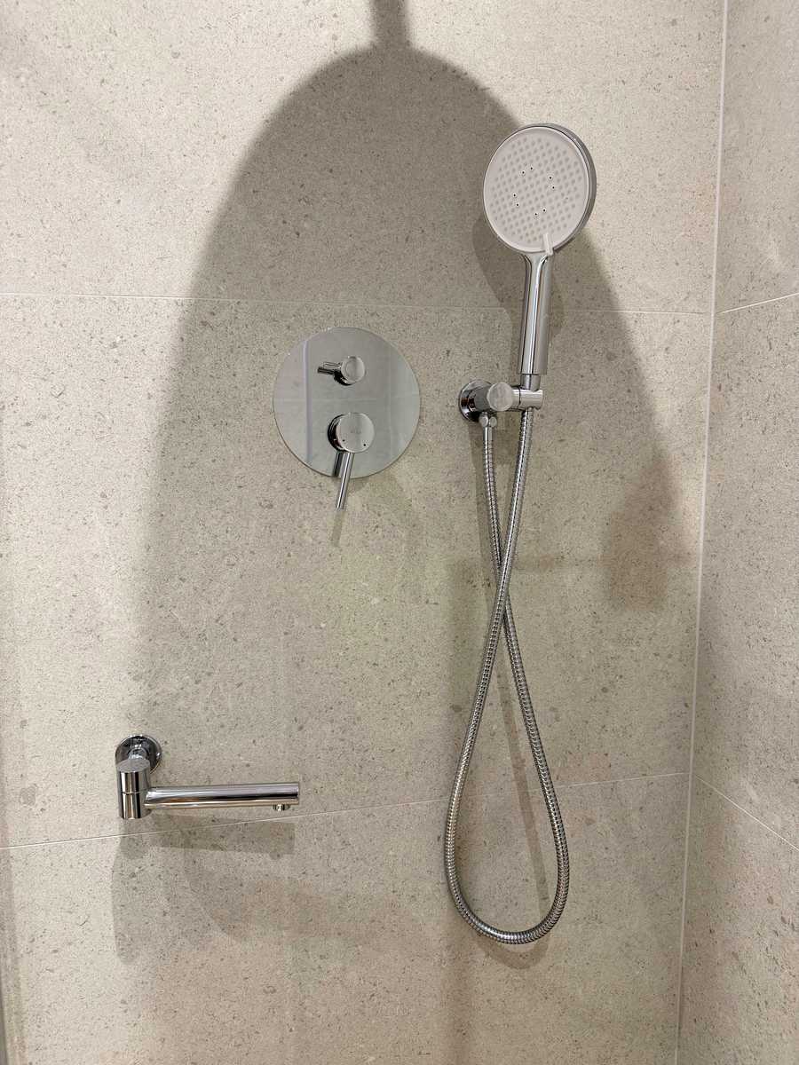 1876505719243293