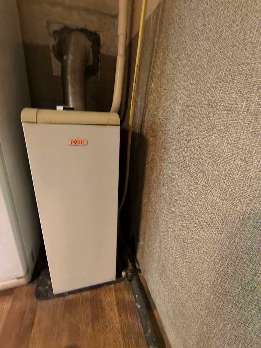 1876508265759632