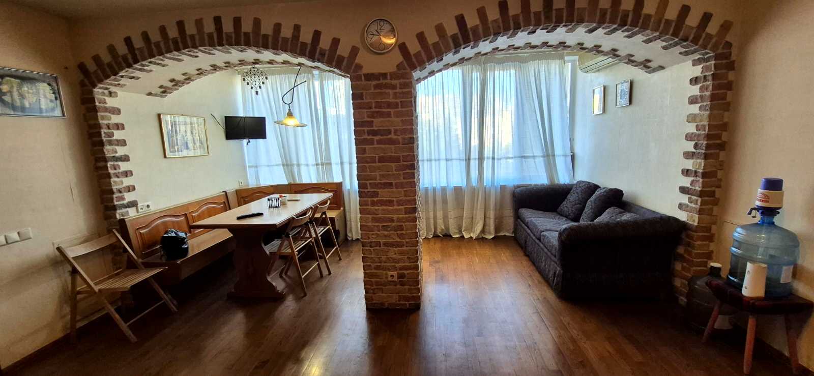 1876509446667778