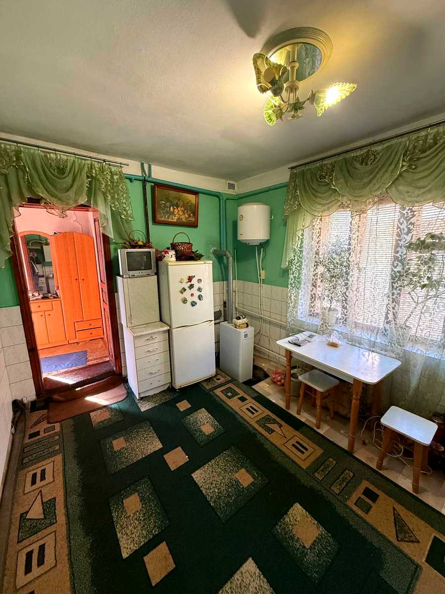 1876512741032608