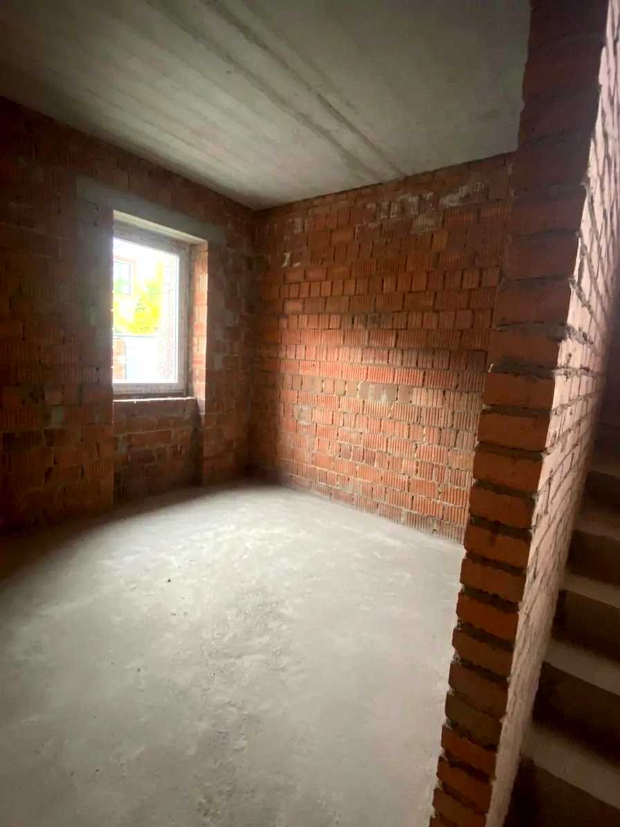 1876518004189796