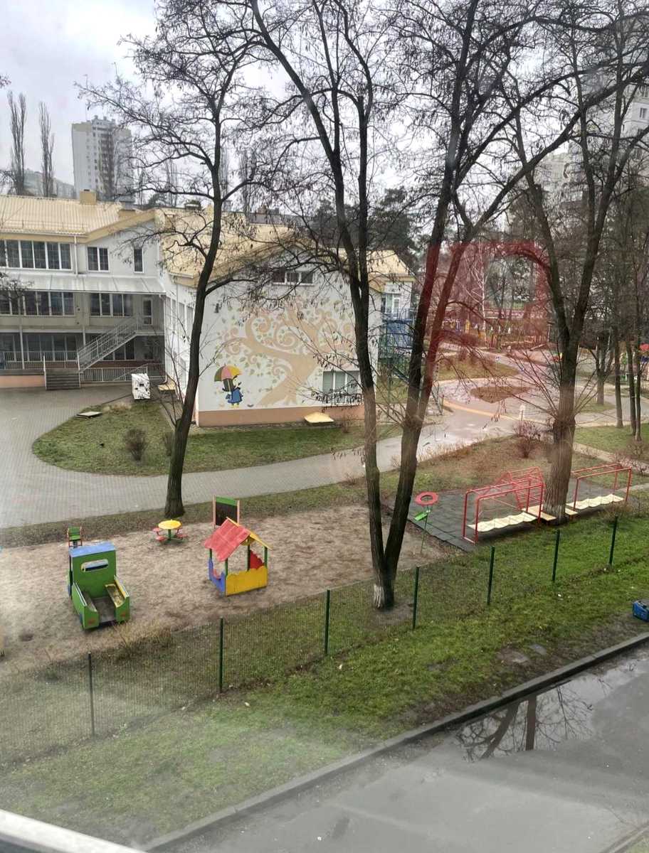 1876518333860593