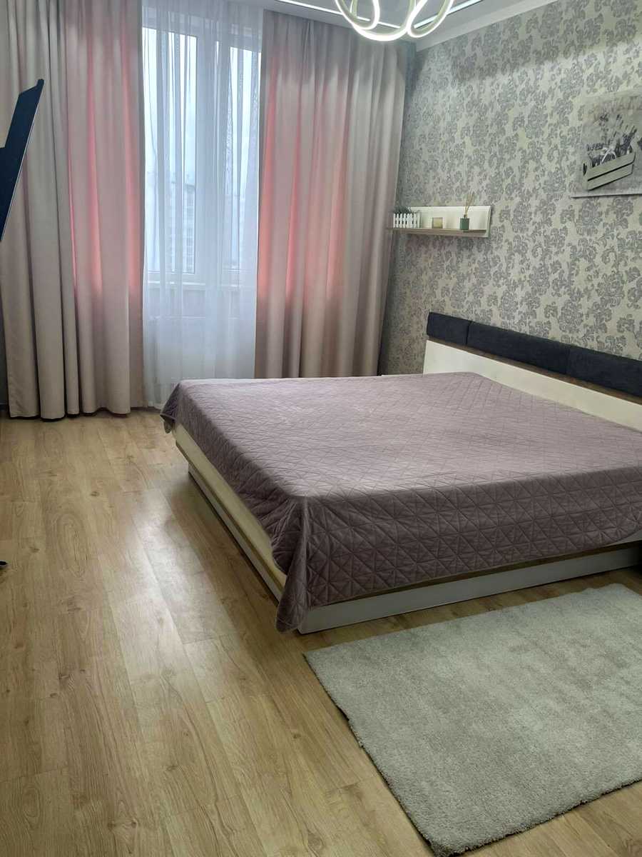 1876544757566574