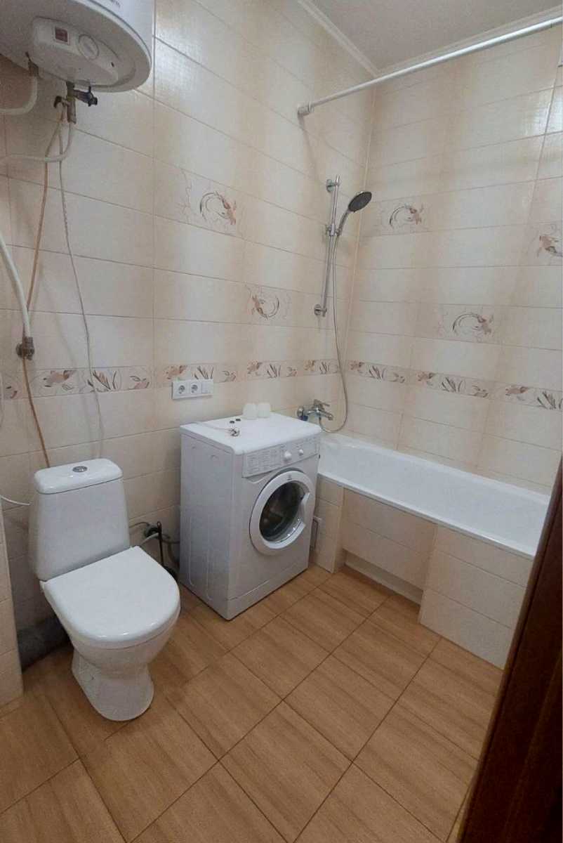 1876547033725404