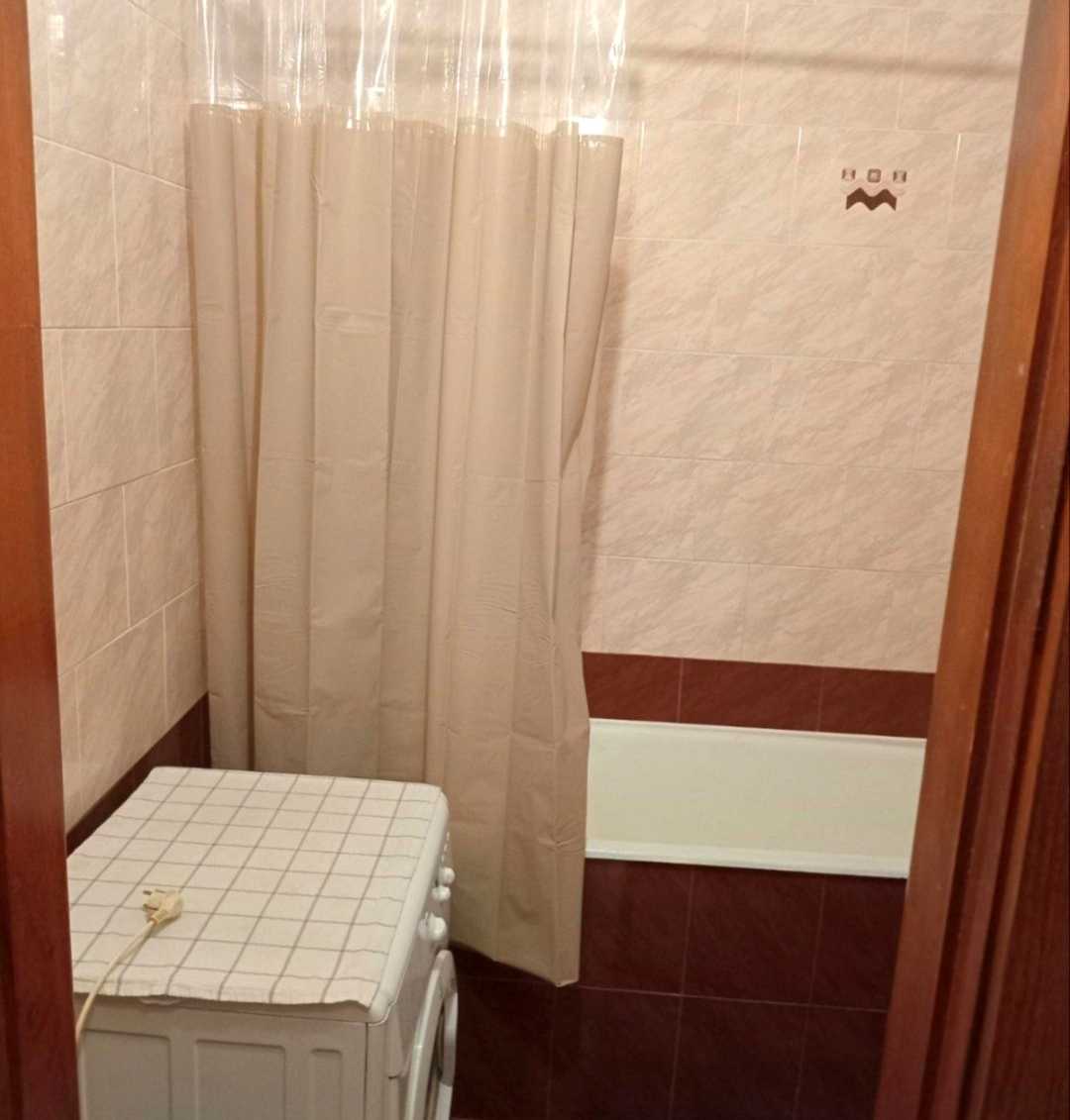1876547250951195