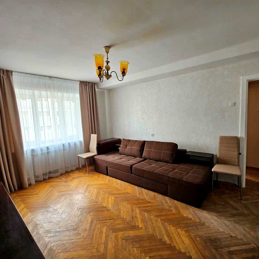 1876559788566439