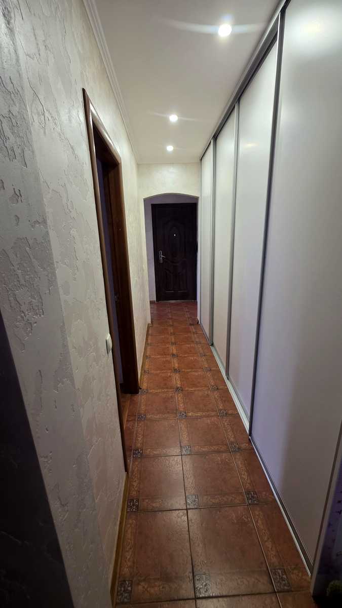 1876560482016125