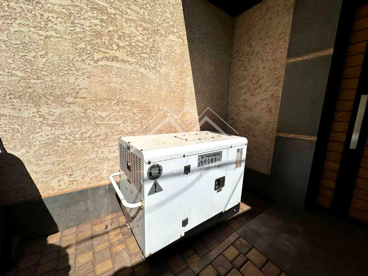 1876562410860467