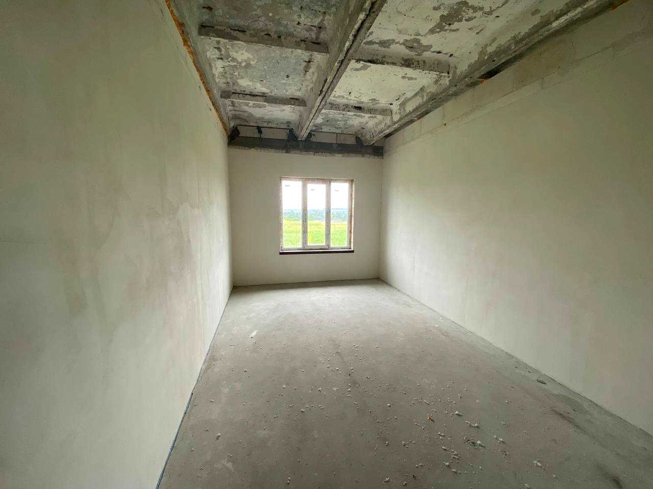 1876562619388881