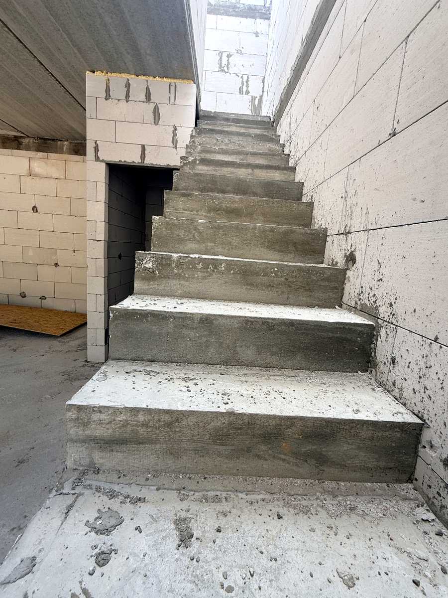 1876563390516503