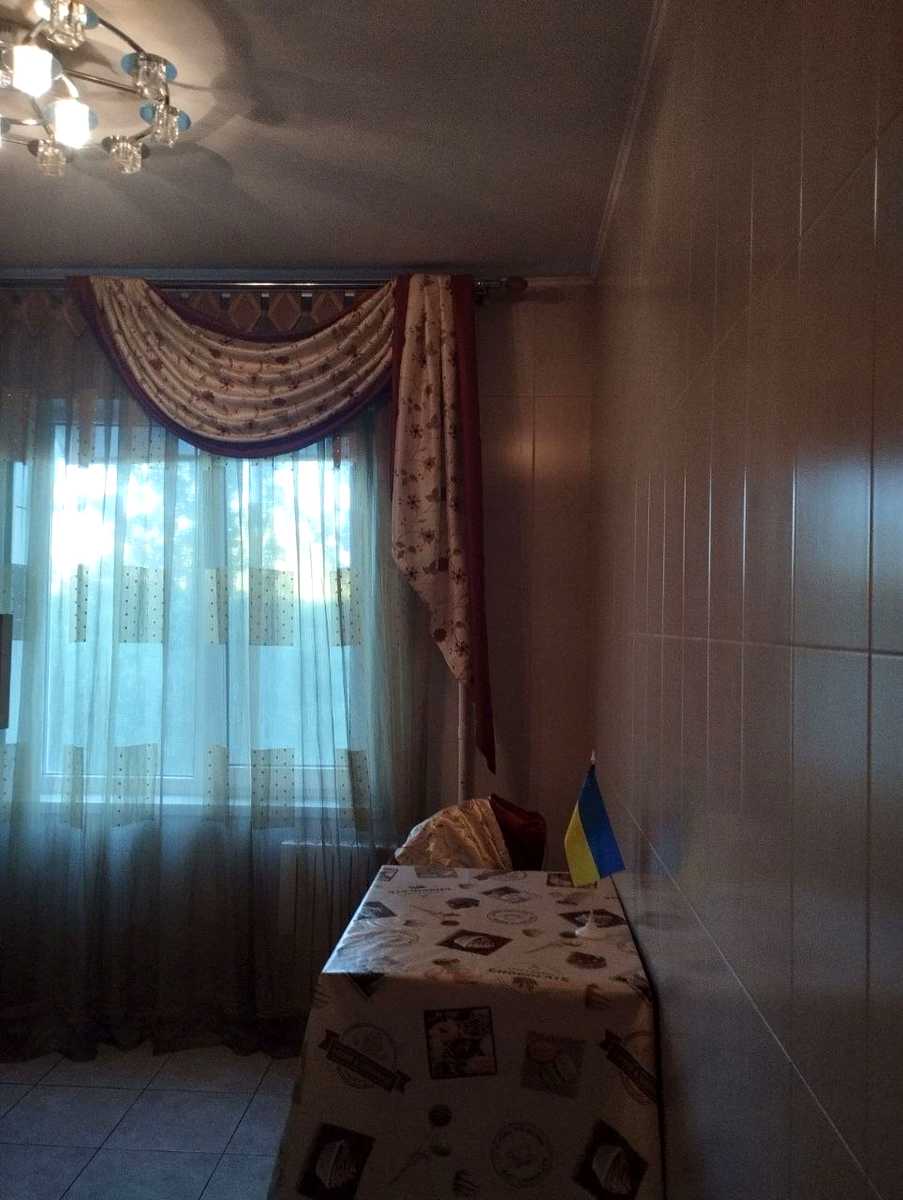 1876564780567805