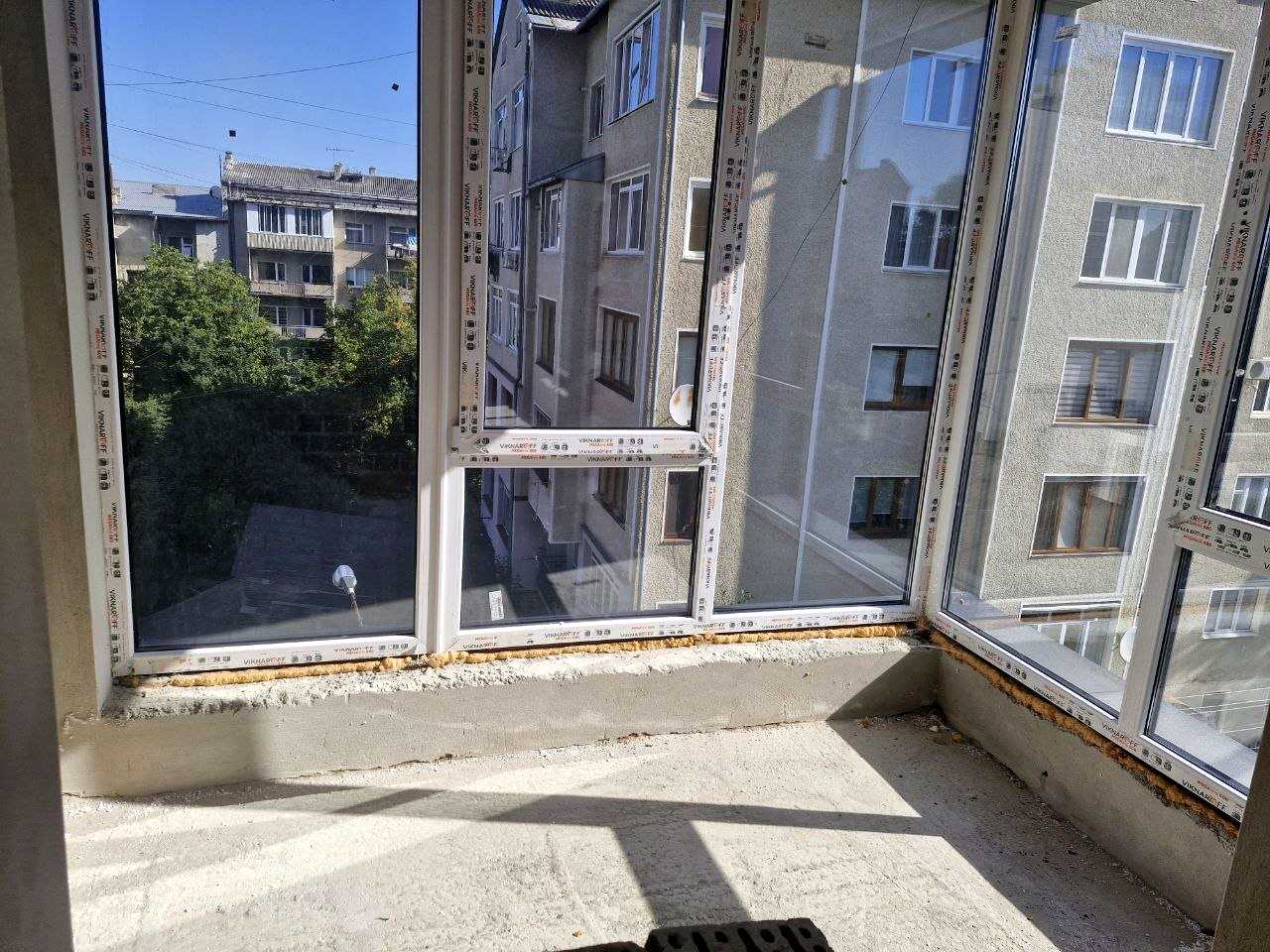 1876565249345334