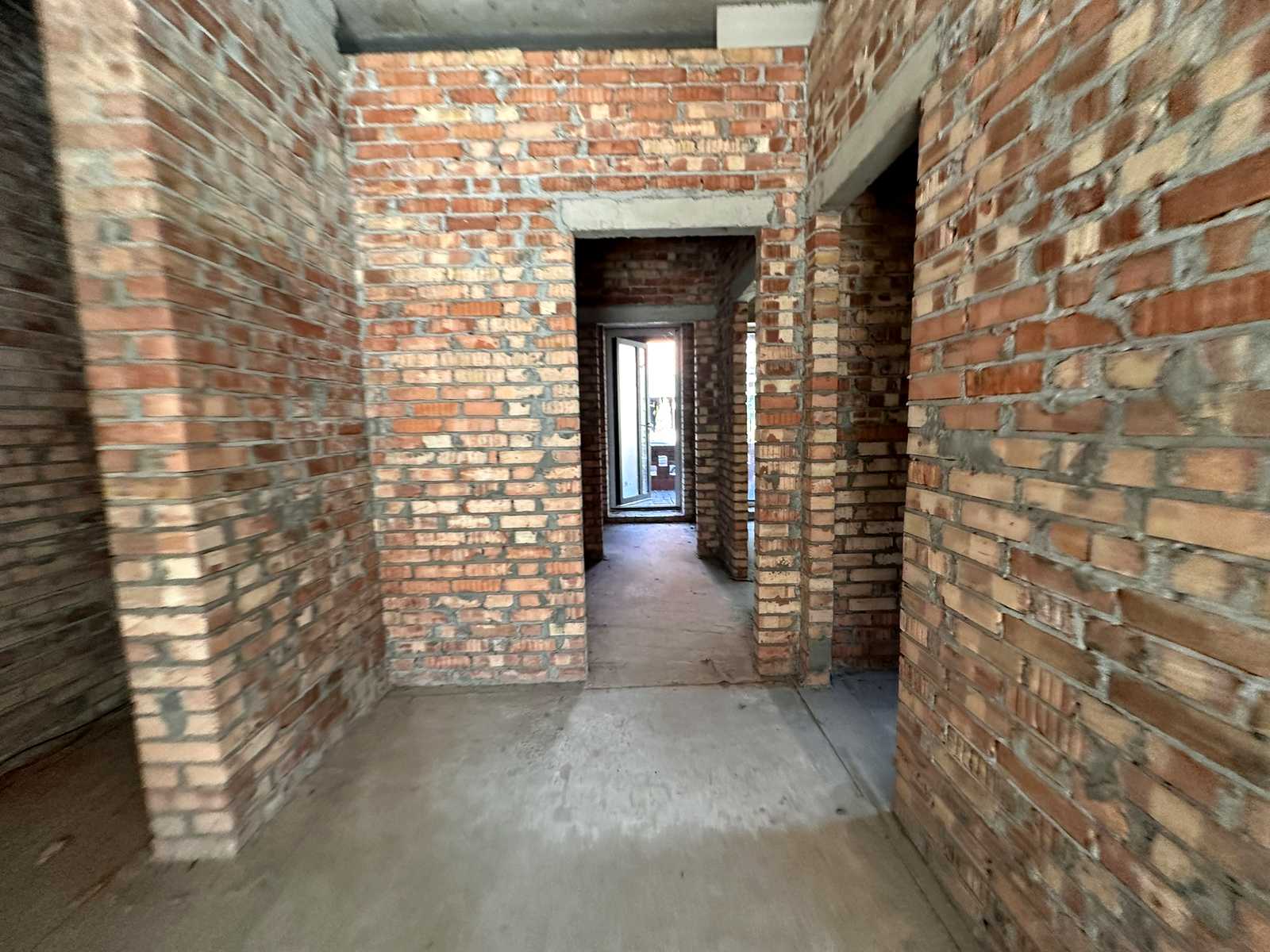 1876567352964870
