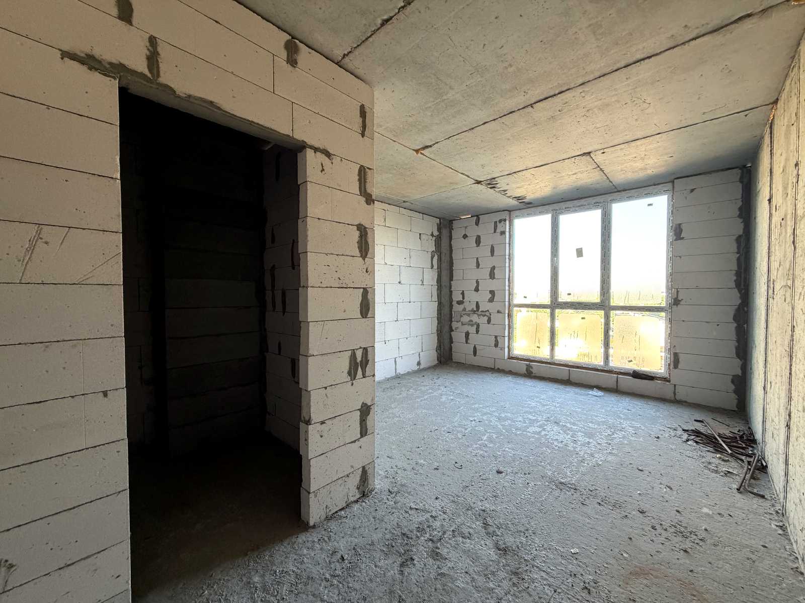 1876568545176374