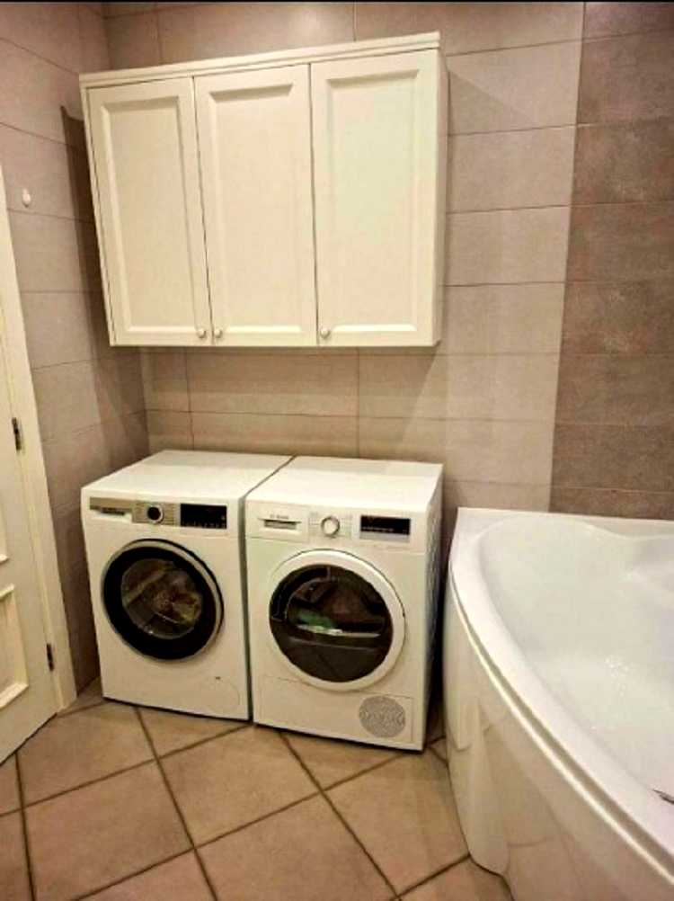 1876569610974095