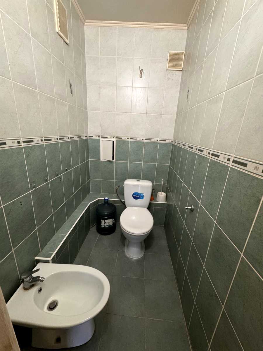 1876569670318576