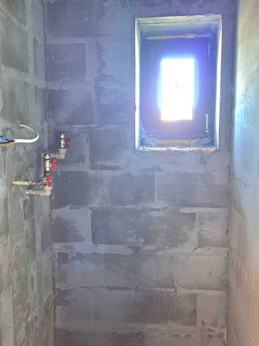 1876569786837419