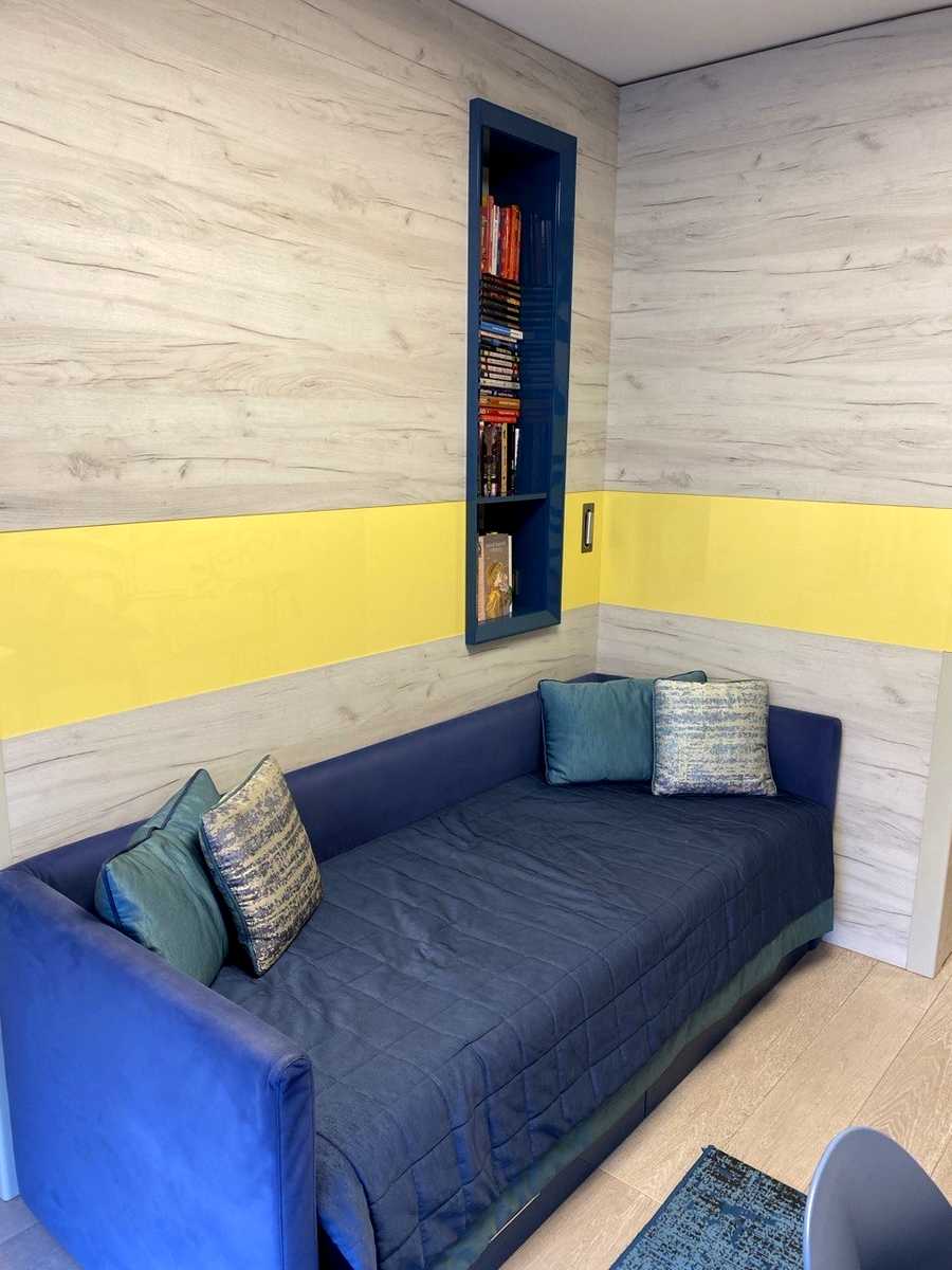 1876570834030336