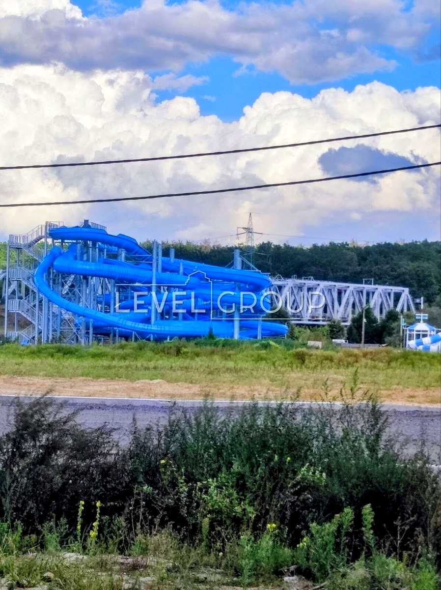 1876571923910398