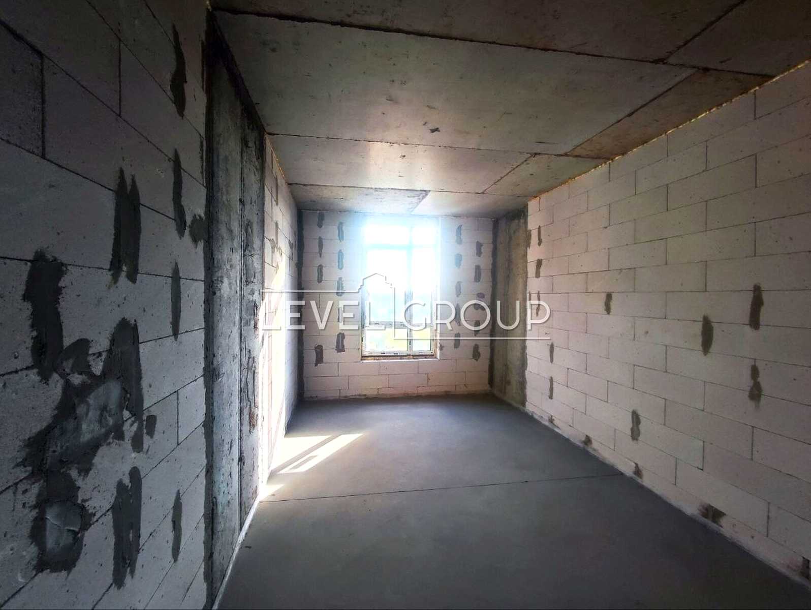 1876571925134778