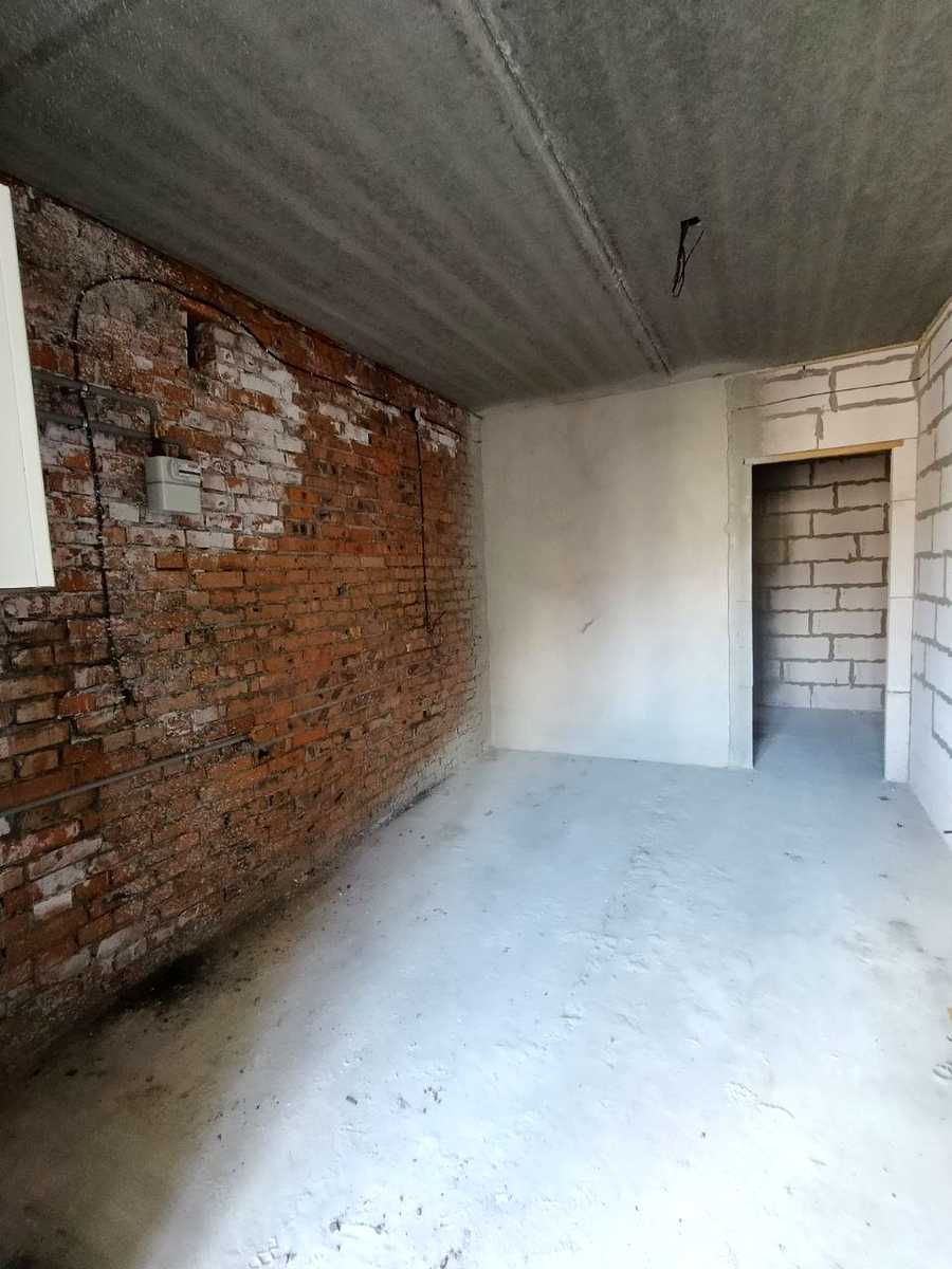 1876572187755645