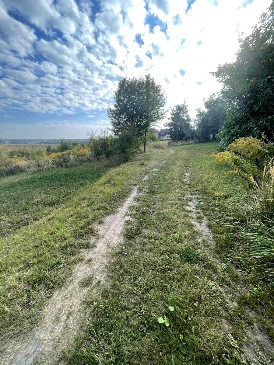 1876572546991968