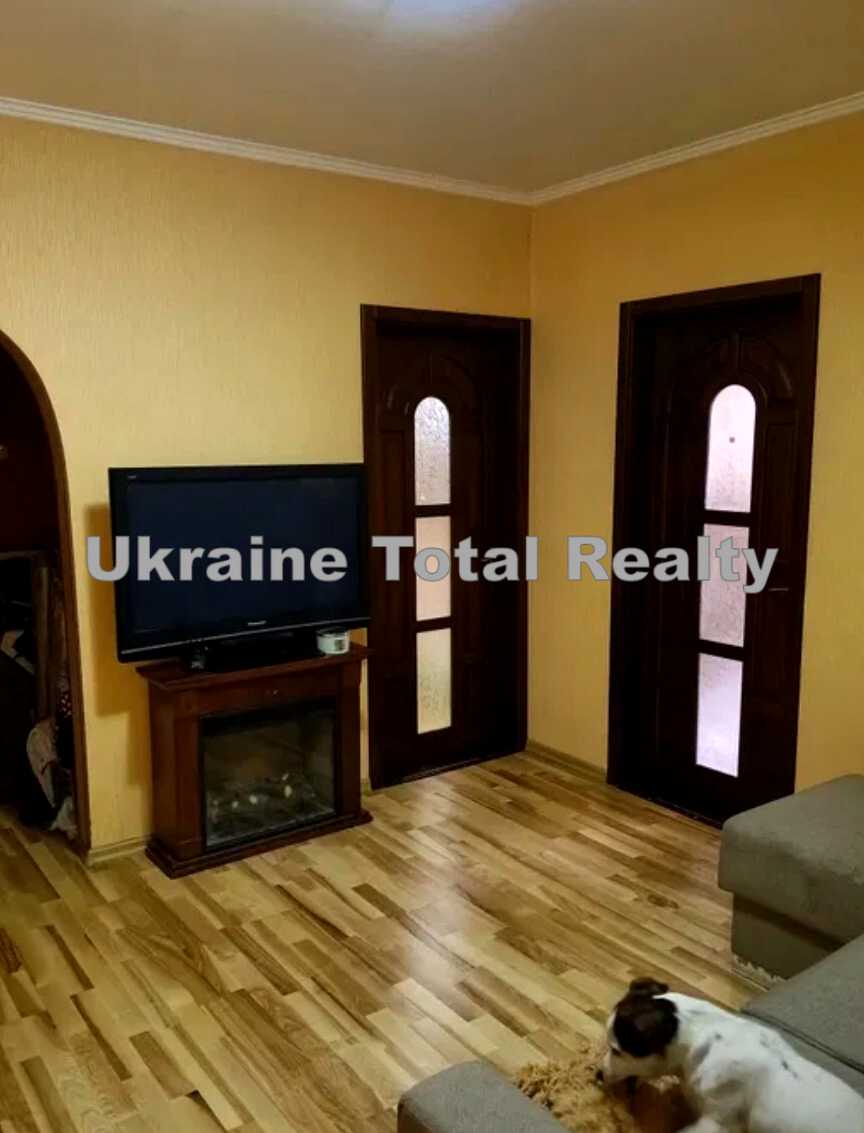 1876573315911568