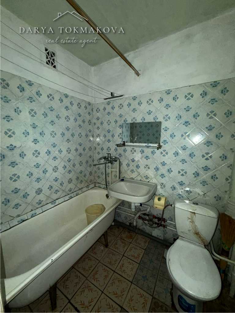 1876573876878941