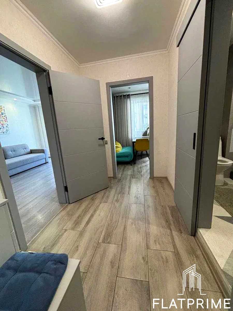 1876574312328151