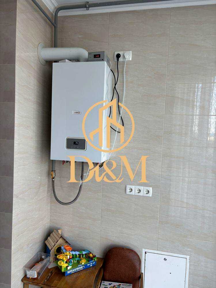 1876575280308985