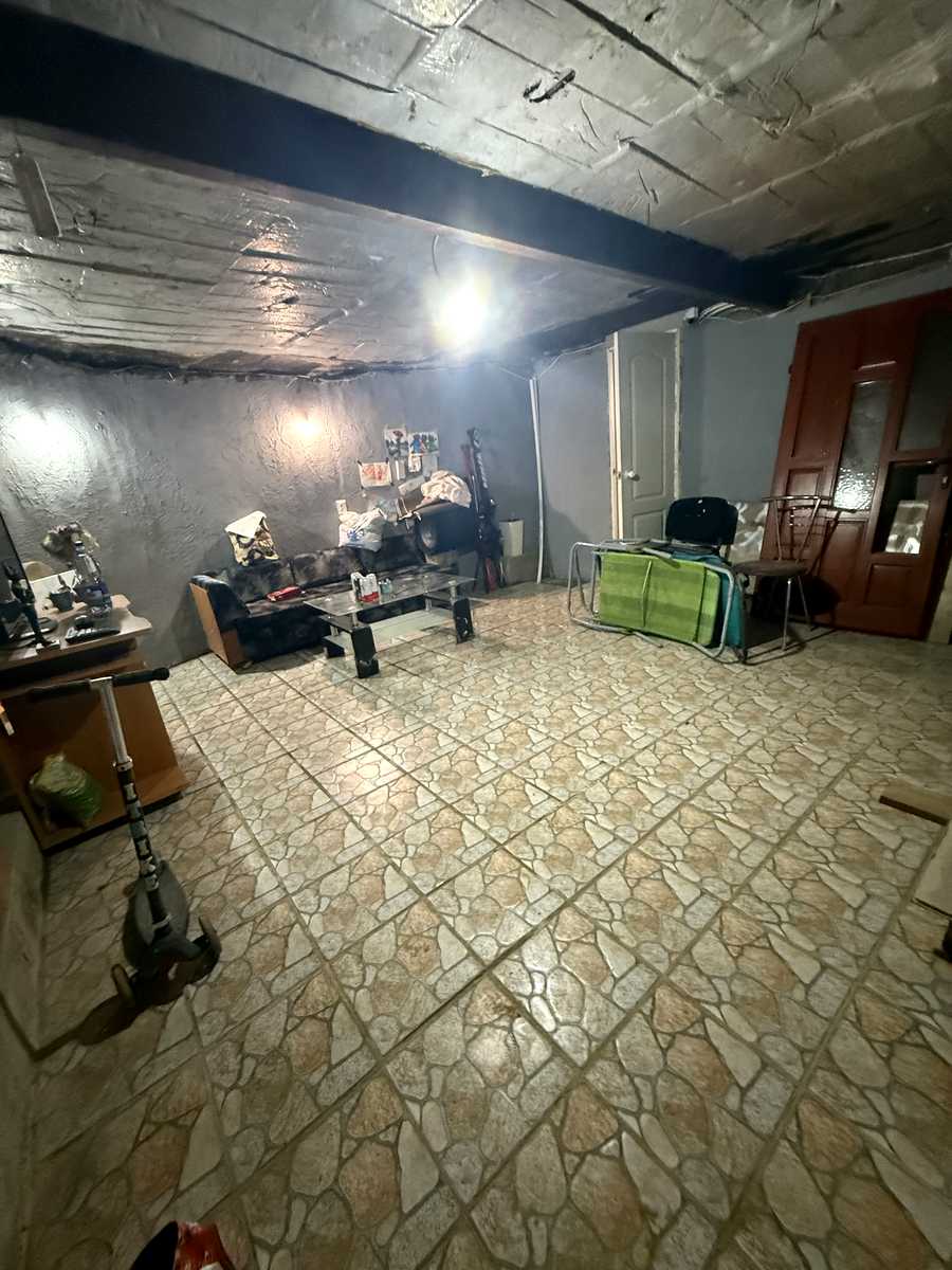 1876575455370044
