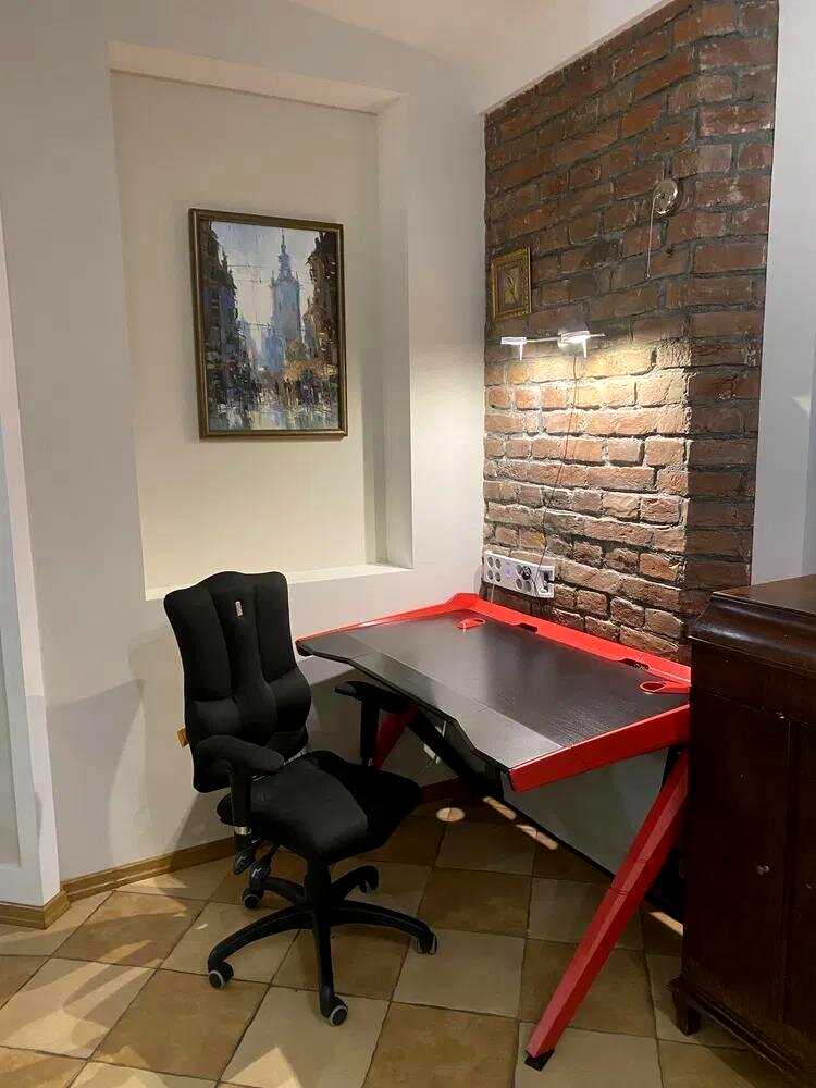 1876575748107460